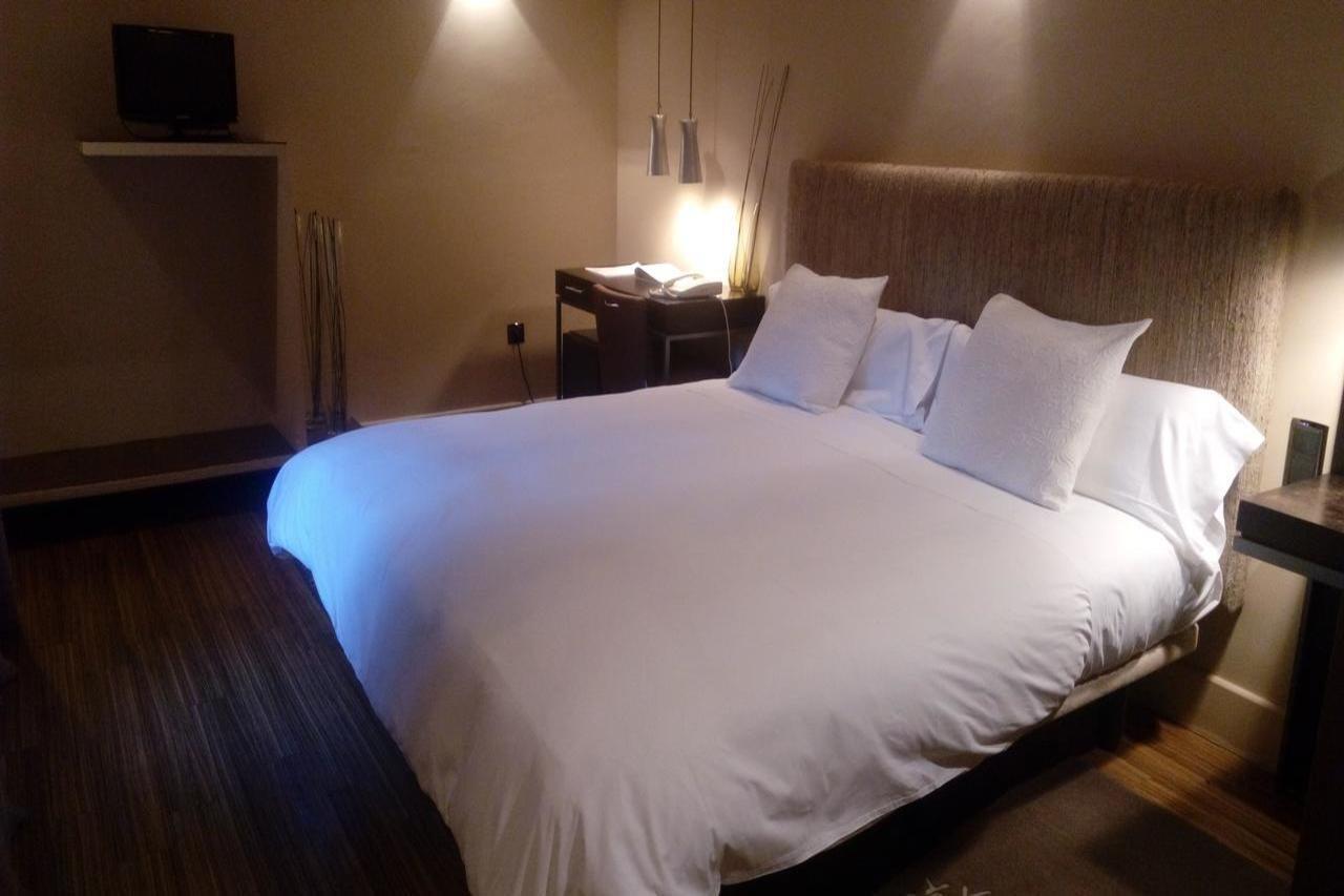 Hotel Huerta Honda Сафра Экстерьер фото