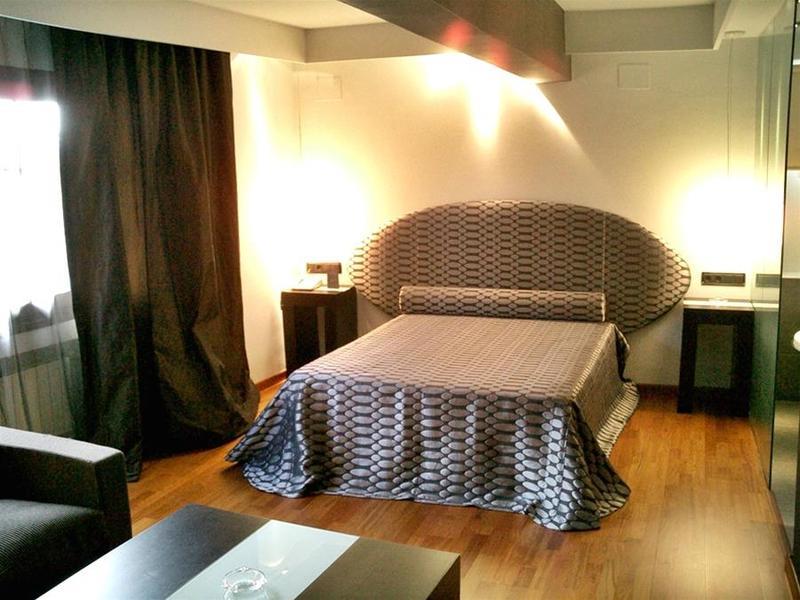 Hotel Huerta Honda Сафра Экстерьер фото