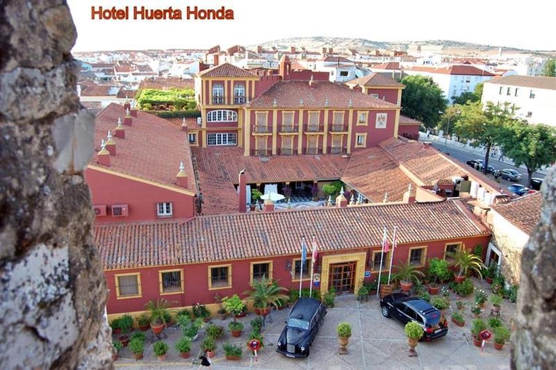 Hotel Huerta Honda Сафра Экстерьер фото