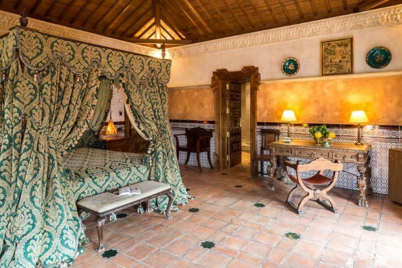 Hotel Huerta Honda Сафра Экстерьер фото
